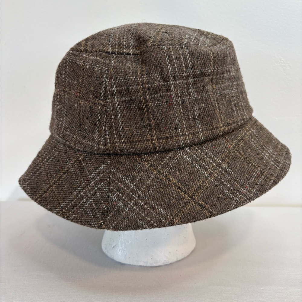 NWT Brown, Tan, and Cream Plaid Bucket Hat
